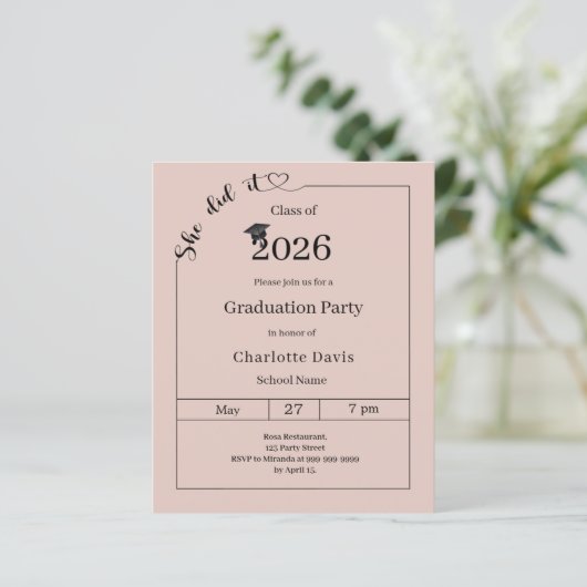 Graduation party blush pink She did it invitation (Stehend Vorderseite)
