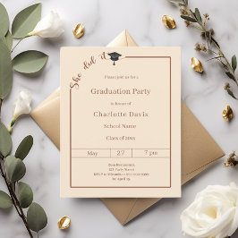 Graduation party Campagne She did it invitation