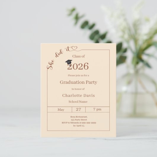 Graduation party champagne She did it invitation (Stehend Vorderseite)