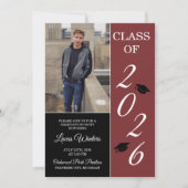 Graduationspartei 2025 Grad Hat Maroon Einladung (Vorderseite)