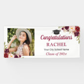 Graduiertengruppe Burgund Red Floral Grad Foto Banner (Horizontal)