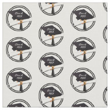 Graduierungskappe mit schwarzem Kreis