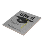 Graduierungskappe und Tassel halten Personalisiert Fliese (Seite)