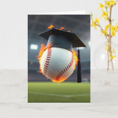 Graduierungsobergrenze auf einem flammenden Baseba Karte (Gelbe Blume)