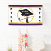 Graduierungsobergrenze mit Diplom- und Goldzirkel Banner (Insitu)