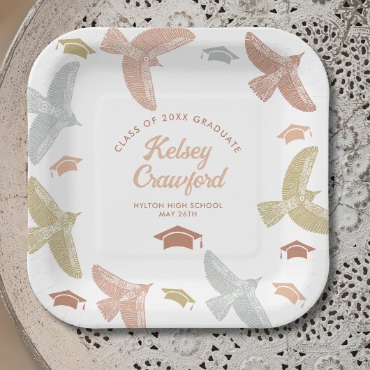 Graduierungspartei in die Höhe schießt Boho Birds Pappteller