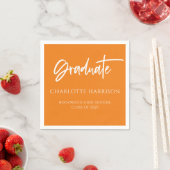 Graduierungspartei Orange und White Script Napkins Serviette (Beispiel)