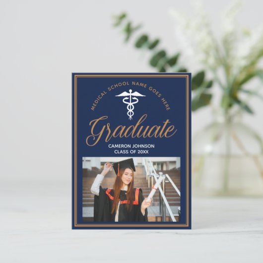 Graduierungsparty der Blue Medical School Foto Ankündigungspostkarte (Stehend Vorderseite)