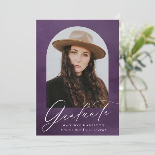 Graduierungsparty für lila Foto Wasserfarben Einladung (Stehend Vorderseite)