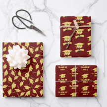 Graduierungsparty Gold Caps auf Maroon Gift Wrap