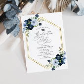 Graduierungsparty mit blühenden Blumen Einladung