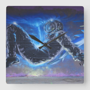 Graffiti Astronaut Quadratische Wanduhr