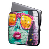 Graffiti Girl Pop Street Artistin Laptopschutzhülle (Vorderseite Links)