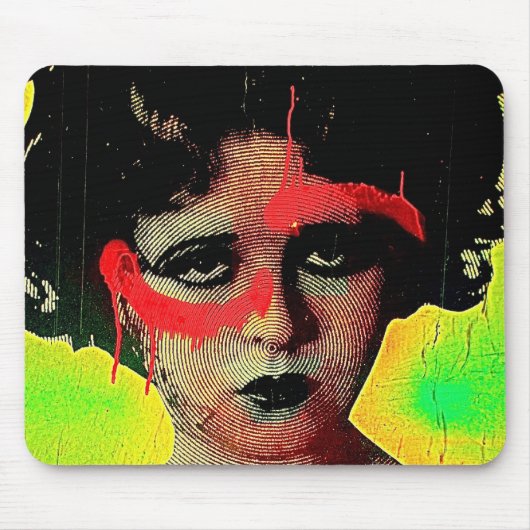 Graffiti-Göttin Mousepad (Vorne)