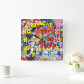 Graffiti-Hintergrund mit Graffiti-Nummern-11 Quadratische Wanduhr (Zuhause)