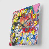 Graffiti-Hintergrund mit Graffiti-Nummern-11 Quadratische Wanduhr (Winkel)