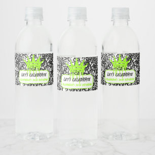 Graffiti-Kronengrüne Lasst uns Geburtstag feiern Wasserflaschenetikett