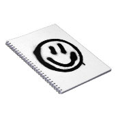 Graffiti lächelnd Gesicht Emoticon in schwarz auf  Notizblock (Rechte Seite)