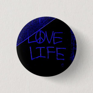 Graffiti "Liebe Life" Blauer Neonknopf Button