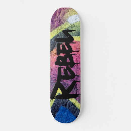 Graffiti Rebel Skateboard (Vorderseite)