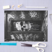 Graffiti Skull an der Tür | Bold Black & White Urb Seidenpapier (Handwerk)