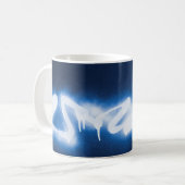 Graffiti-Spray auf blauem Metall Kaffeetasse (Vorderseite Links)