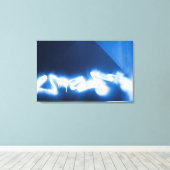 Graffiti-Spray auf blauem Metall Leinwanddruck (Insitu (Holzboden))