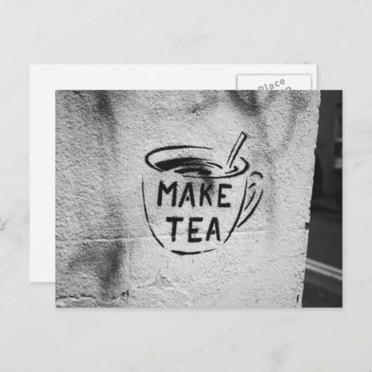 Graffiti stencil art "make tea" Slogan Postkarte (Vorne/Hinten)