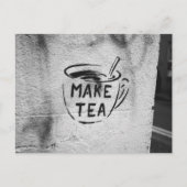 Graffiti stencil art "make tea" Slogan Postkarte (Vorderseite)
