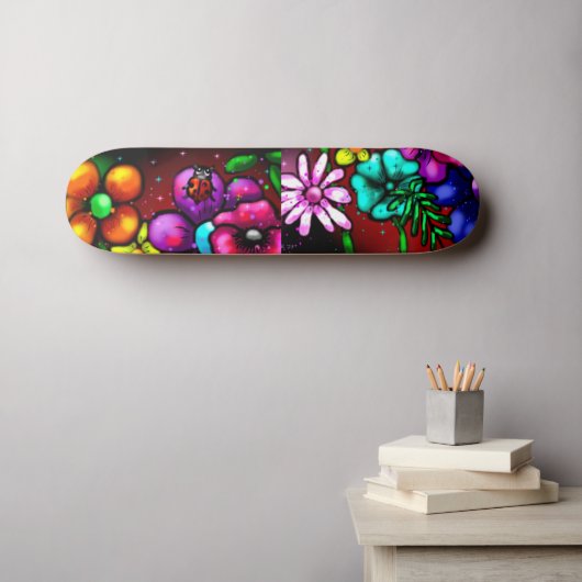 Graffiti Style Blume & Ladybug Rosa Lila Rot Skateboard (Wandkunst (Horz))