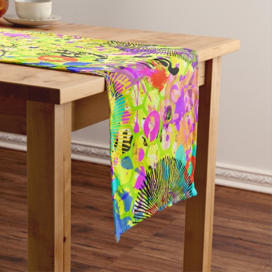 Graffiti Summer Kurzer Tischläufer (Beispiel)