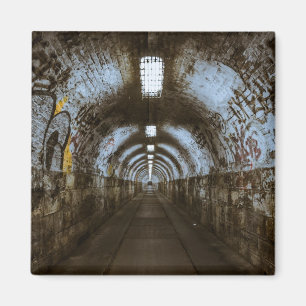 Graffiti-Tunnel-Stadtverfall Magnet