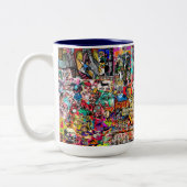 Graffiti wall collage  zweifarbige tasse (Links)