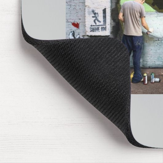 Graffiti Wall Lucy Mousepad (Ecke)