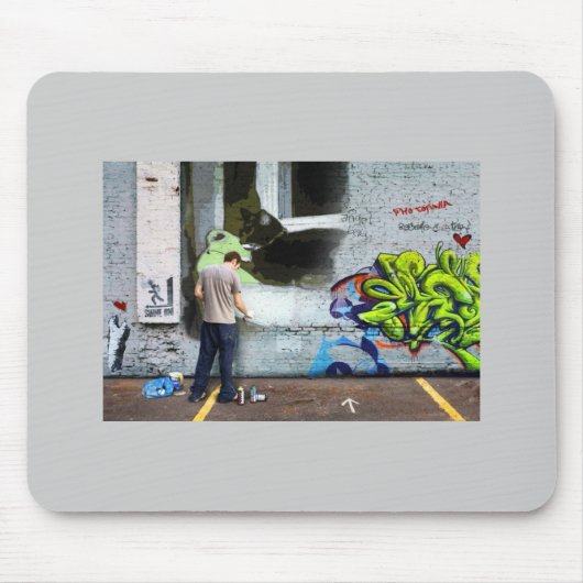 Graffiti Wall Lucy Mousepad (Vorne)