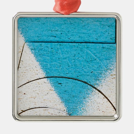 Graffitinahaufnahmen Silbernes Ornament (Vorne)