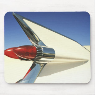 Grafik: Nahaufnahme der Flosse und des Rücklichtes Mousepad