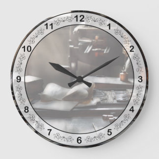 Grafiker - Im Druckerbüro Große Wanduhr