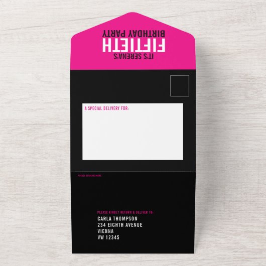 Grafisch-rosa schwarze Foto umkreist 50. Geburtsta All In One Einladung (Außenbereich)