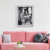 Grafischer Helden mit Schusswaffe Leinwanddruck (Insitu (Wohnzimmer))