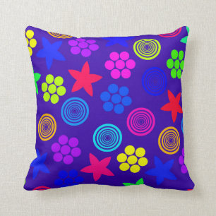 Grafisches Geo Kissen