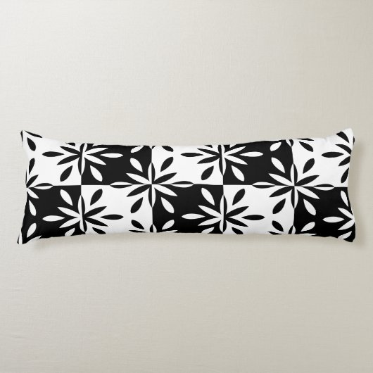 Grafisches Schwarz-Weiß-Muster für geometrische Bl Seitenschläferkissen (Vorderseite)