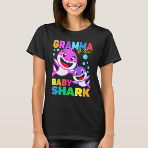 Gramma des Baby Birthday Shark Gramma Shark Chr T-Shirt