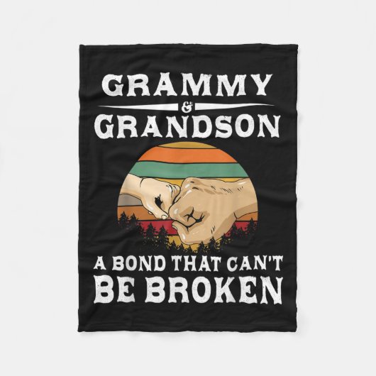 Grammy und Grandson eine Anleihe, die nicht zerbro Fleecedecke (Vorderseite)
