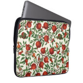 Granatäpfel und Bella Moths auf weißem Boden Laptopschutzhülle (Vorne Rechts)