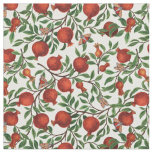 Granatäpfel und Bella Moths auf weißem Boden Stoff