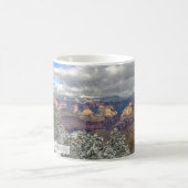 Grand Canyon im Winter Kaffeetasse (Mittel)