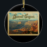 Grand Canyon Nationalpark Vintage Keramik Ornament<br><div class="desc">Das Grand Canyon Nationalpark im Vintage-Stil besticht durch die großen Schluchten mit dem Colorado River,  der sich durchschlängelt und einen puffblauen Wolkenhimmel.</div>
