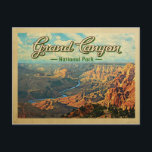 Grand Canyon Nationalpark Vintage Postkarte<br><div class="desc">Das Grand Canyon Nationalpark im Vintage-Stil besticht durch die großen Schluchten mit dem Colorado River,  der sich durchschlängelt und einen puffblauen Wolkenhimmel.</div>