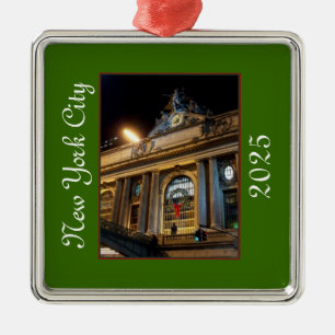 'Grand Central Christmas' 2025 Ornament Aus Metall